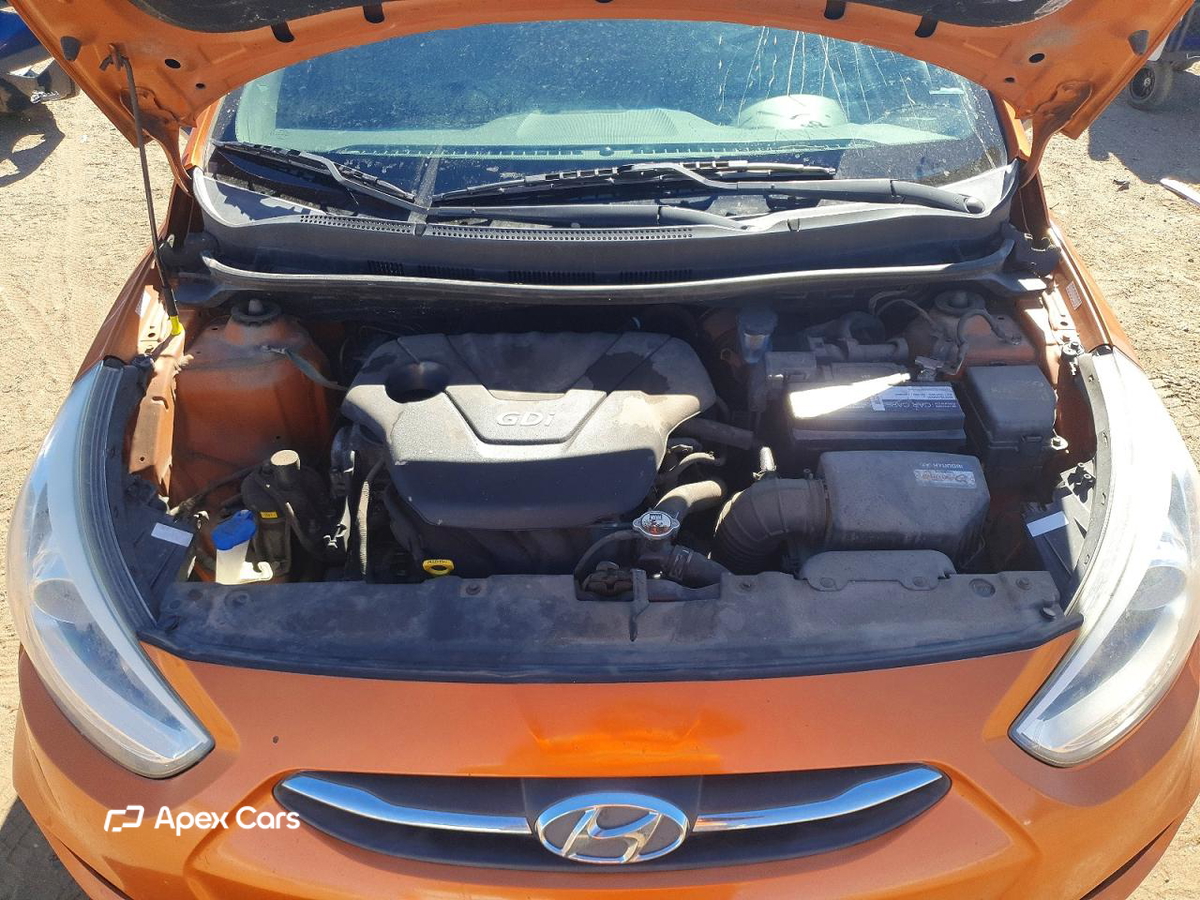 Hyundai Accent 2015