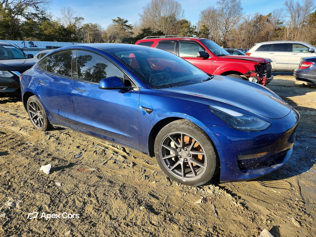 Tesla Model 3 2023