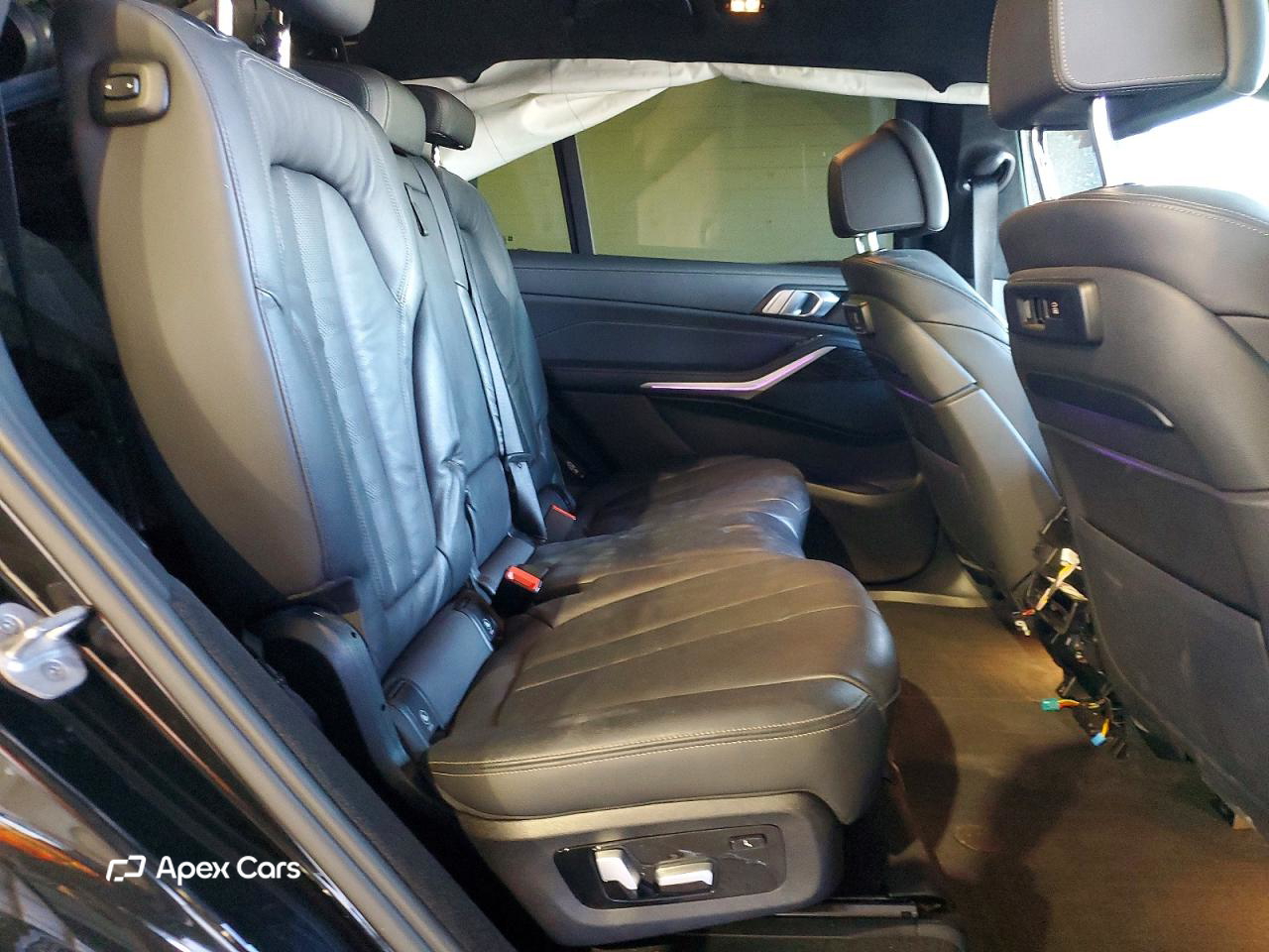 BMW X7 2022