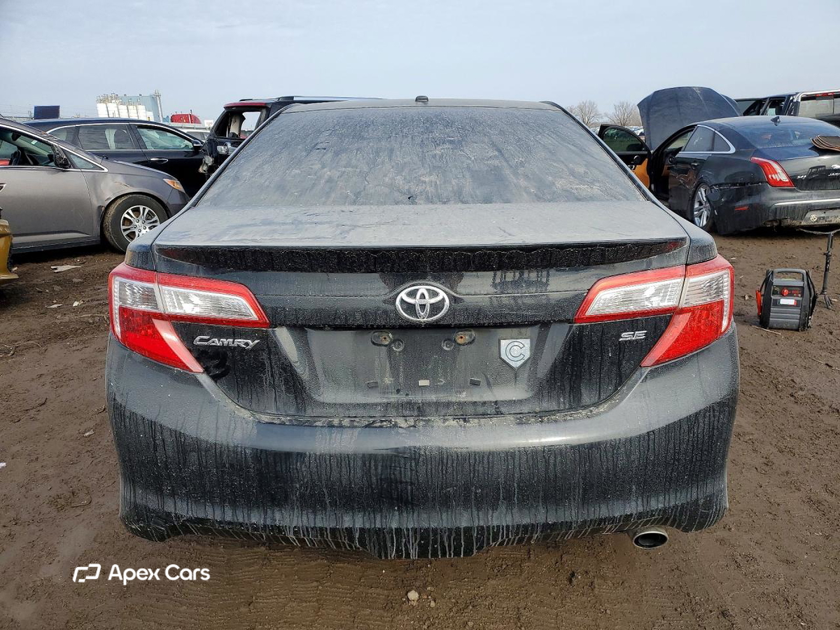 Toyota Camry 2012