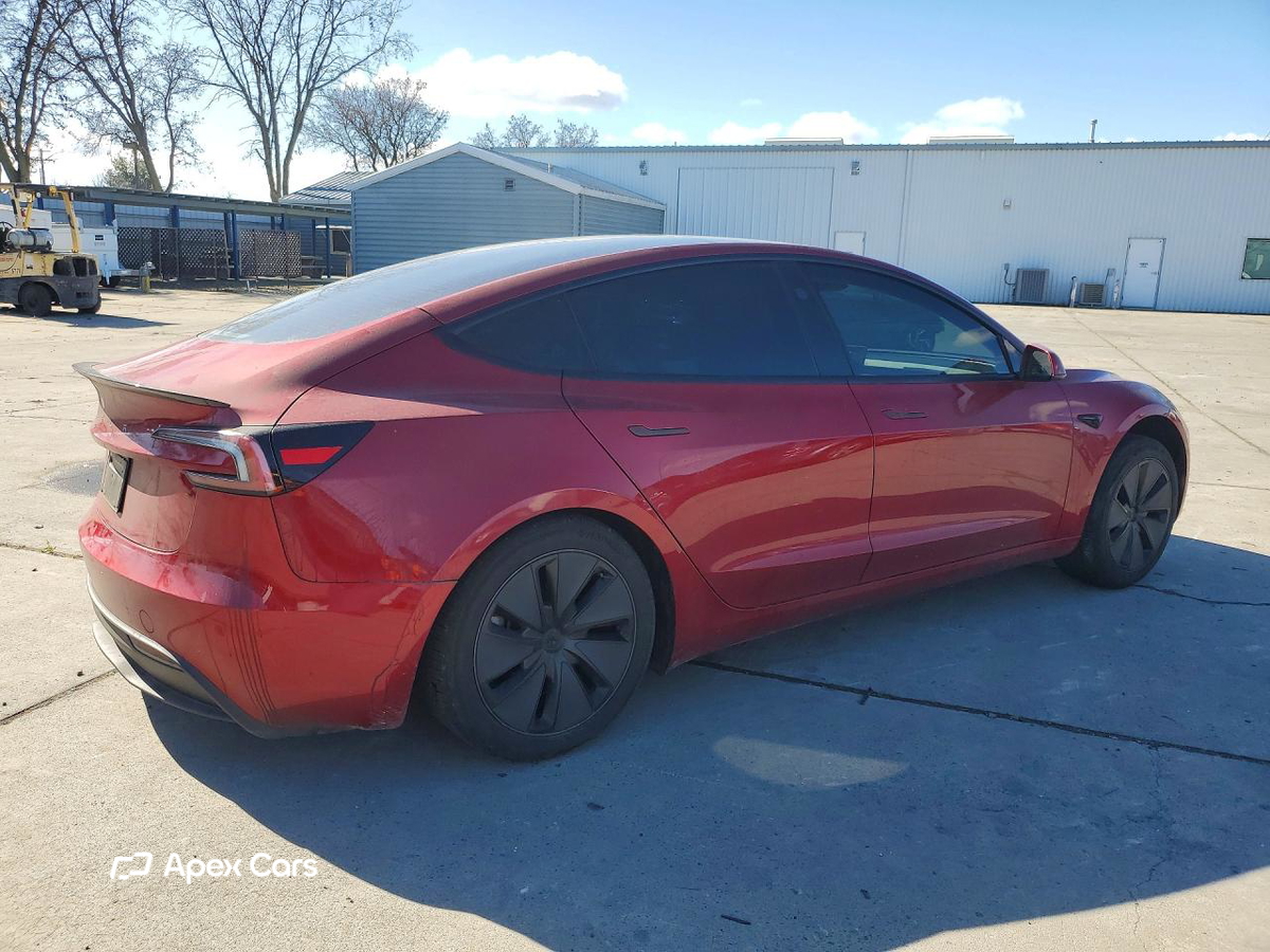 Tesla Model 3 2025