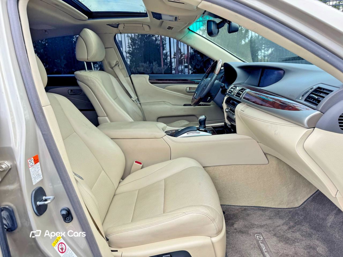 Lexus LS 2017