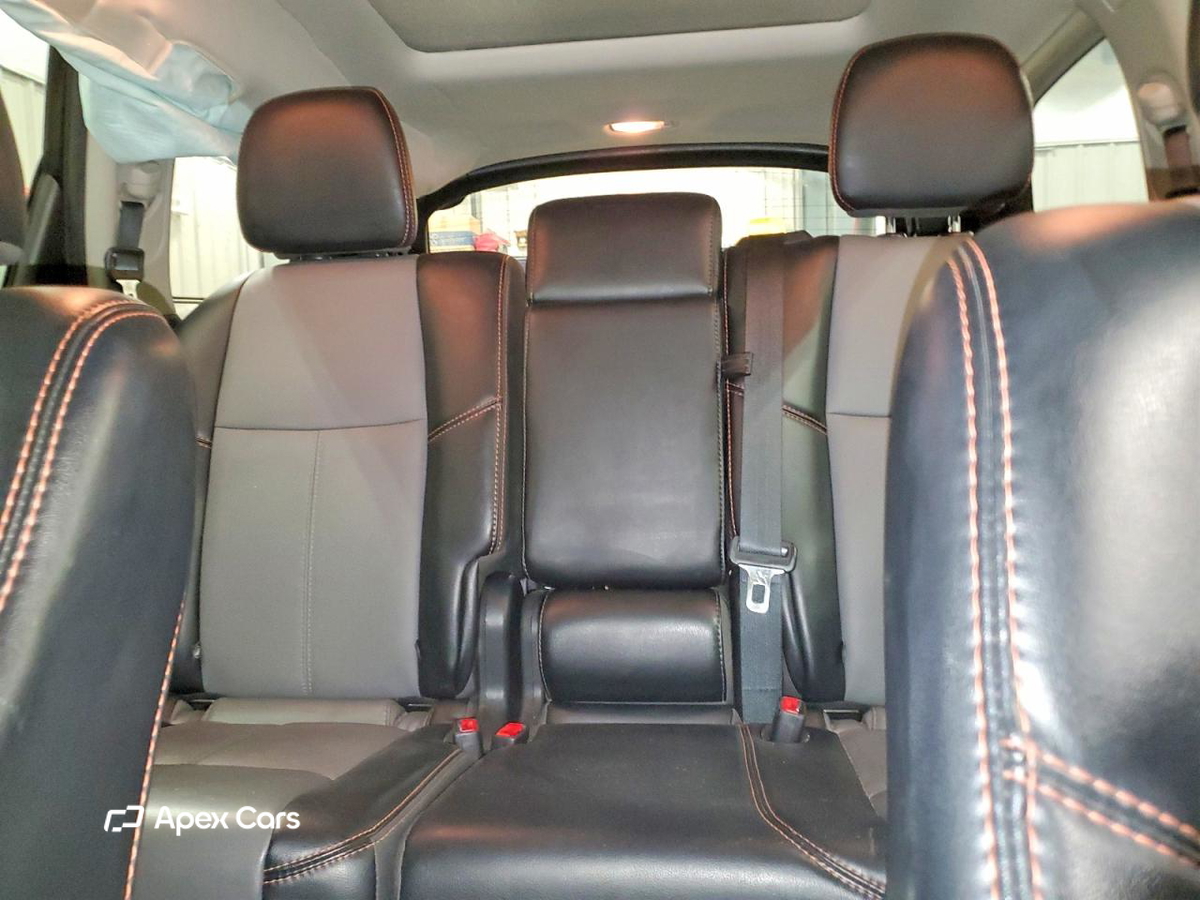 Nissan Pathfinder 2020