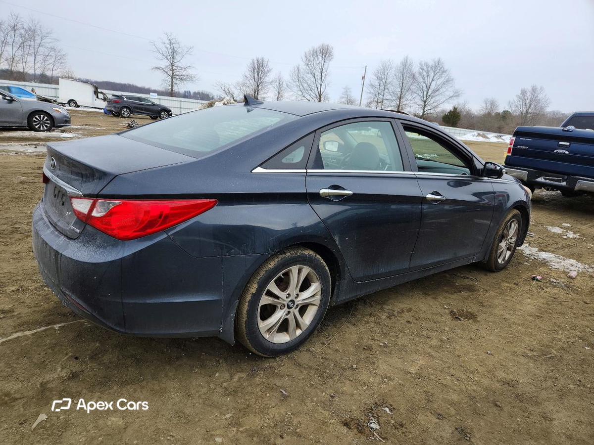 Hyundai Sonata 2011