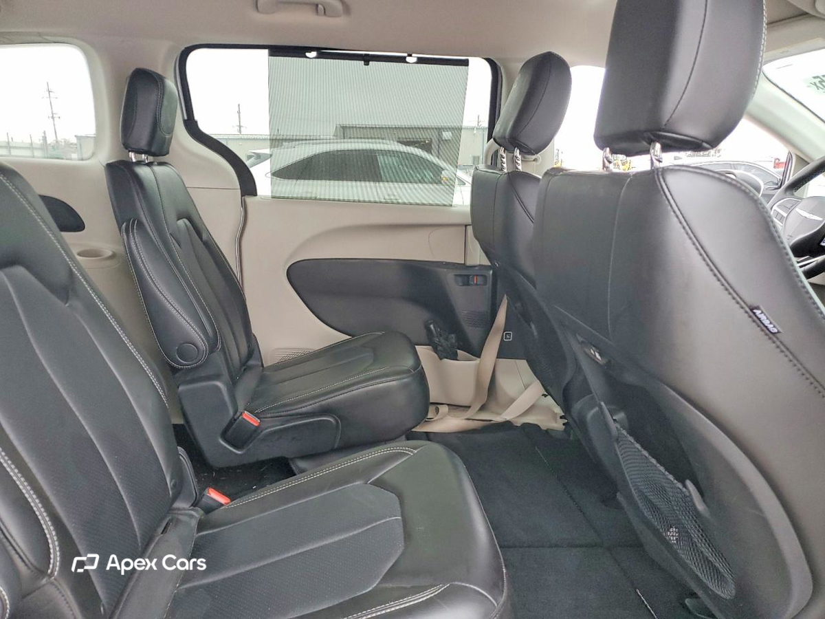 Chrysler Pacifica 2023