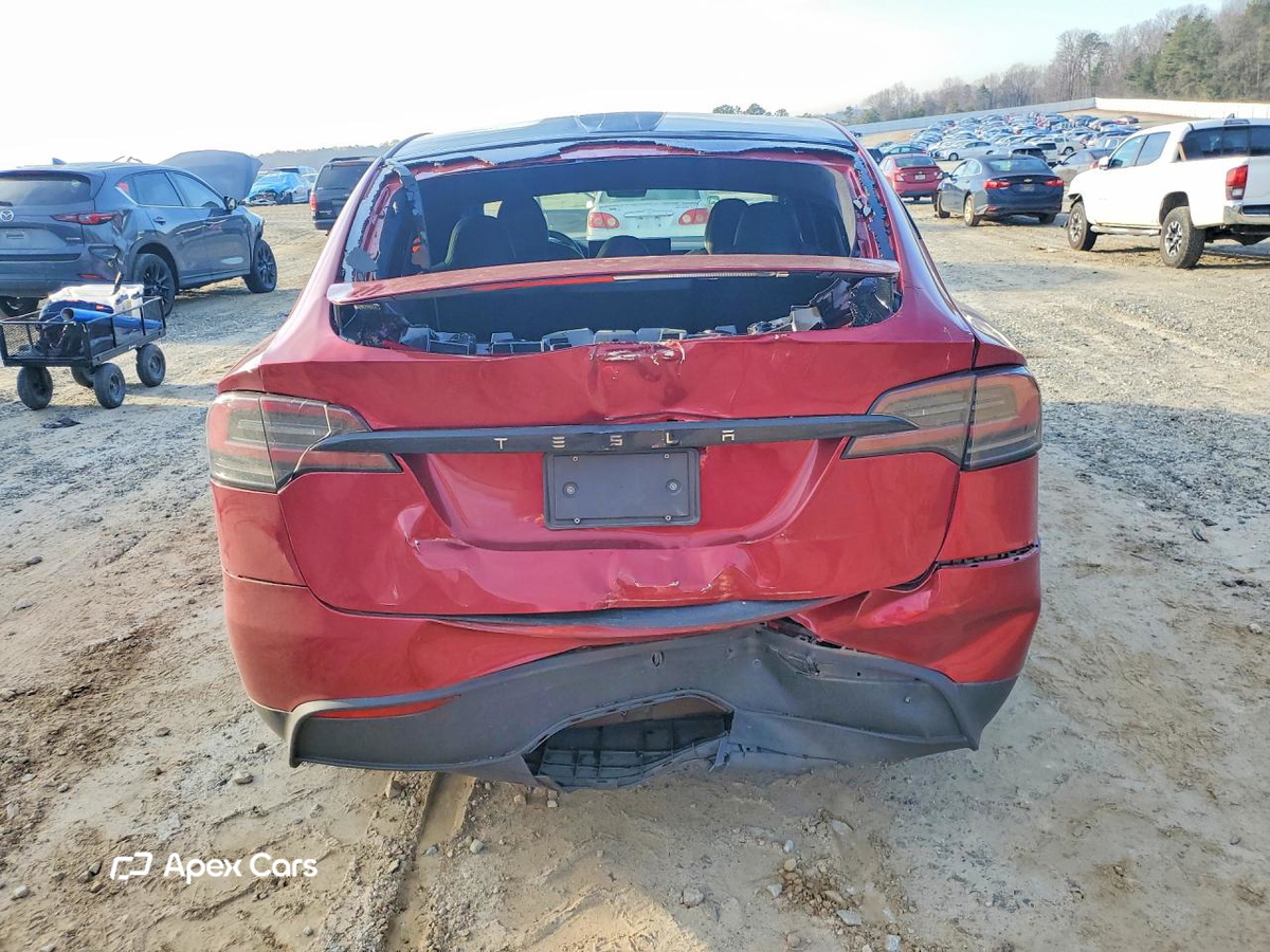 Tesla Model X 2024