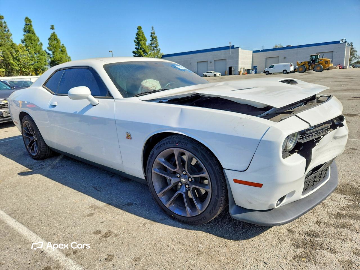 Dodge Challenger 2021