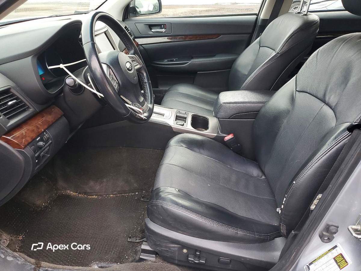 Subaru Legacy 2014
