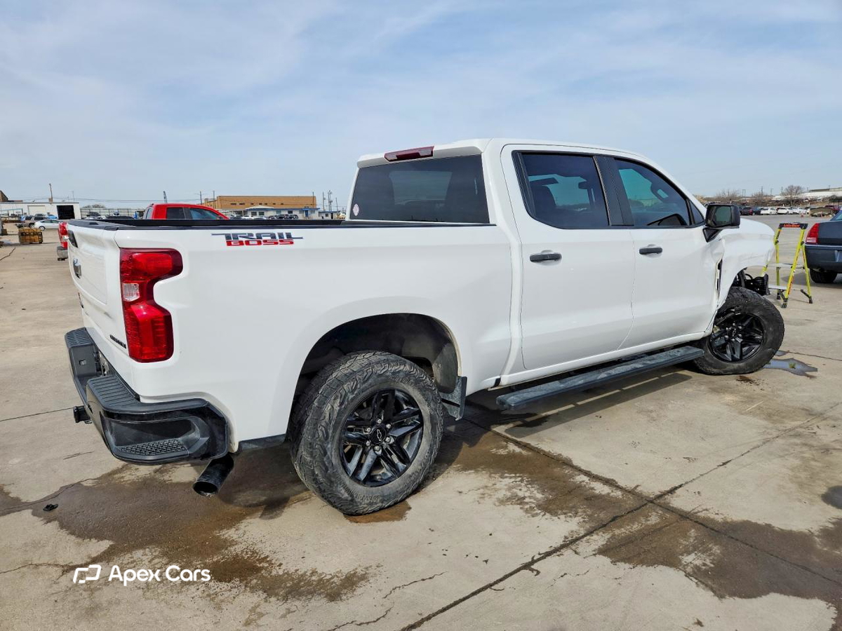 Chevrolet Silverado 2023