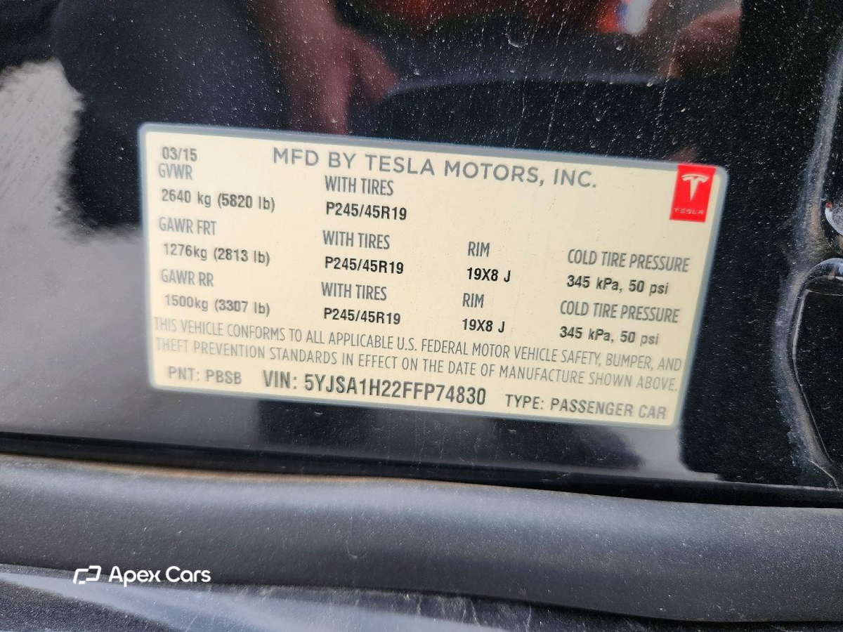 Tesla Model S 2015