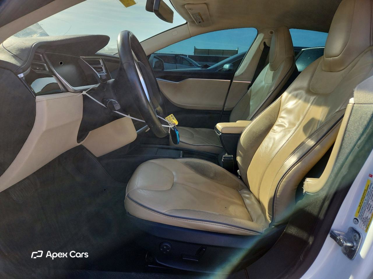 Tesla Model S 2014