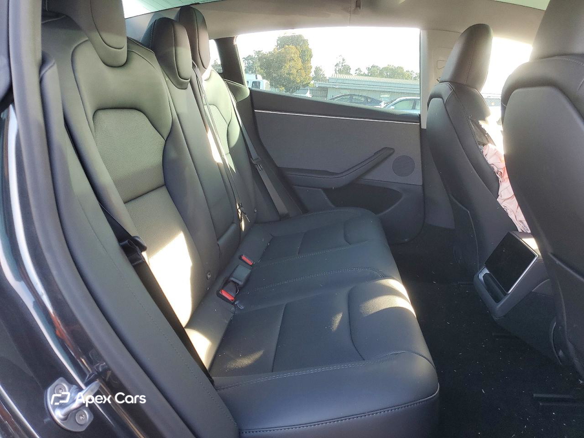 Tesla Model 3 2025