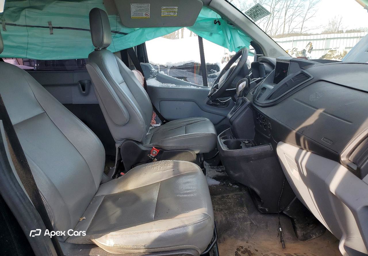 Ford Transit 2015
