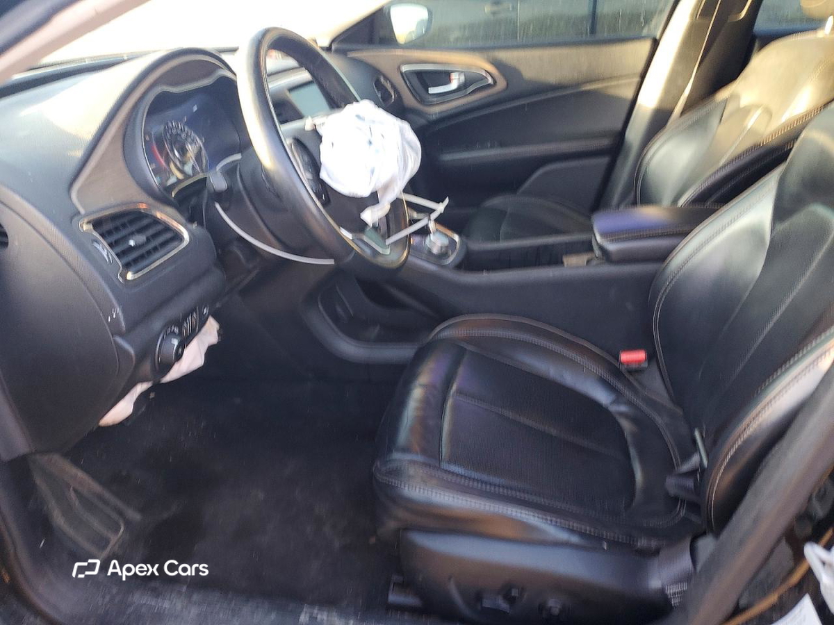 Chrysler 200 2015