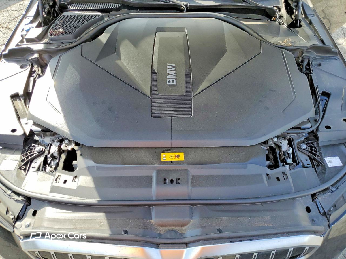 BMW i5 2025