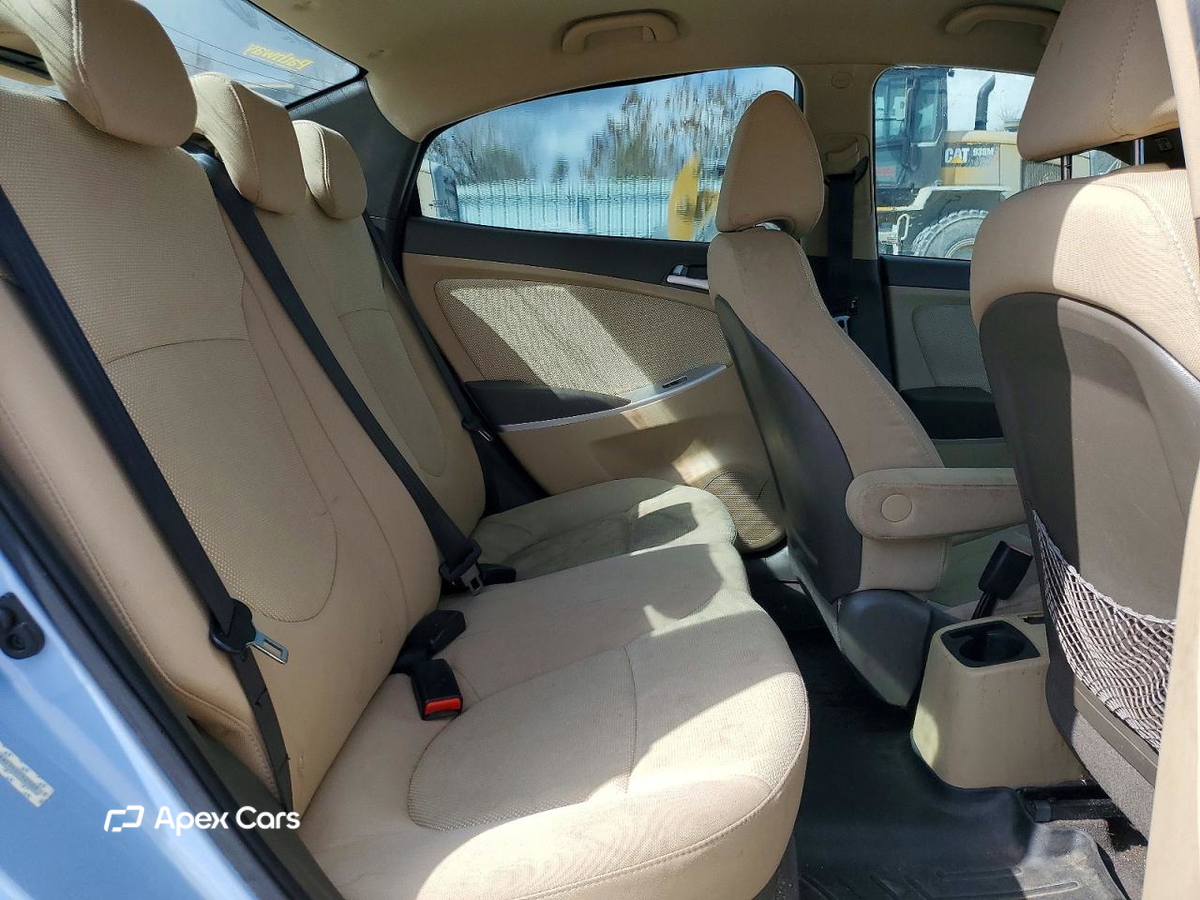 Hyundai Accent 2014