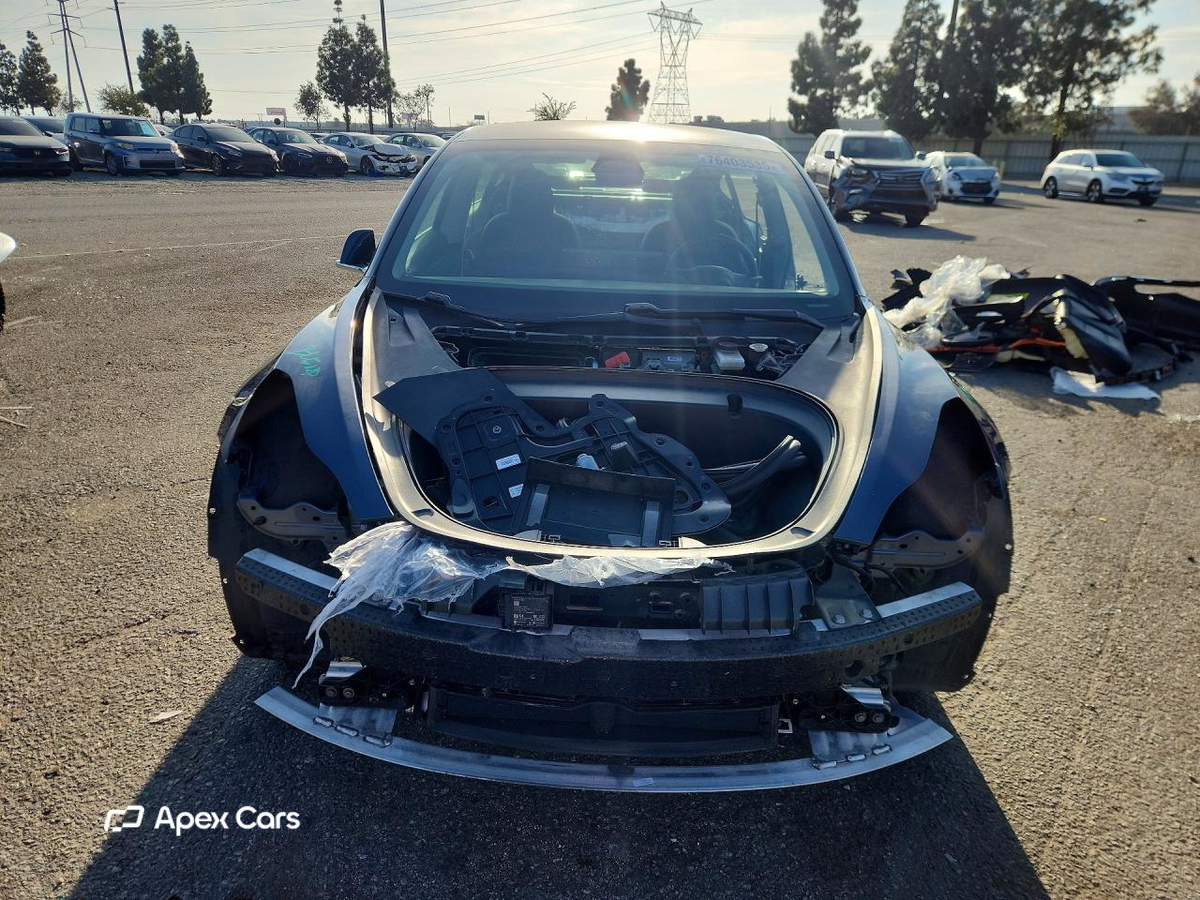 Tesla Model 3 2020
