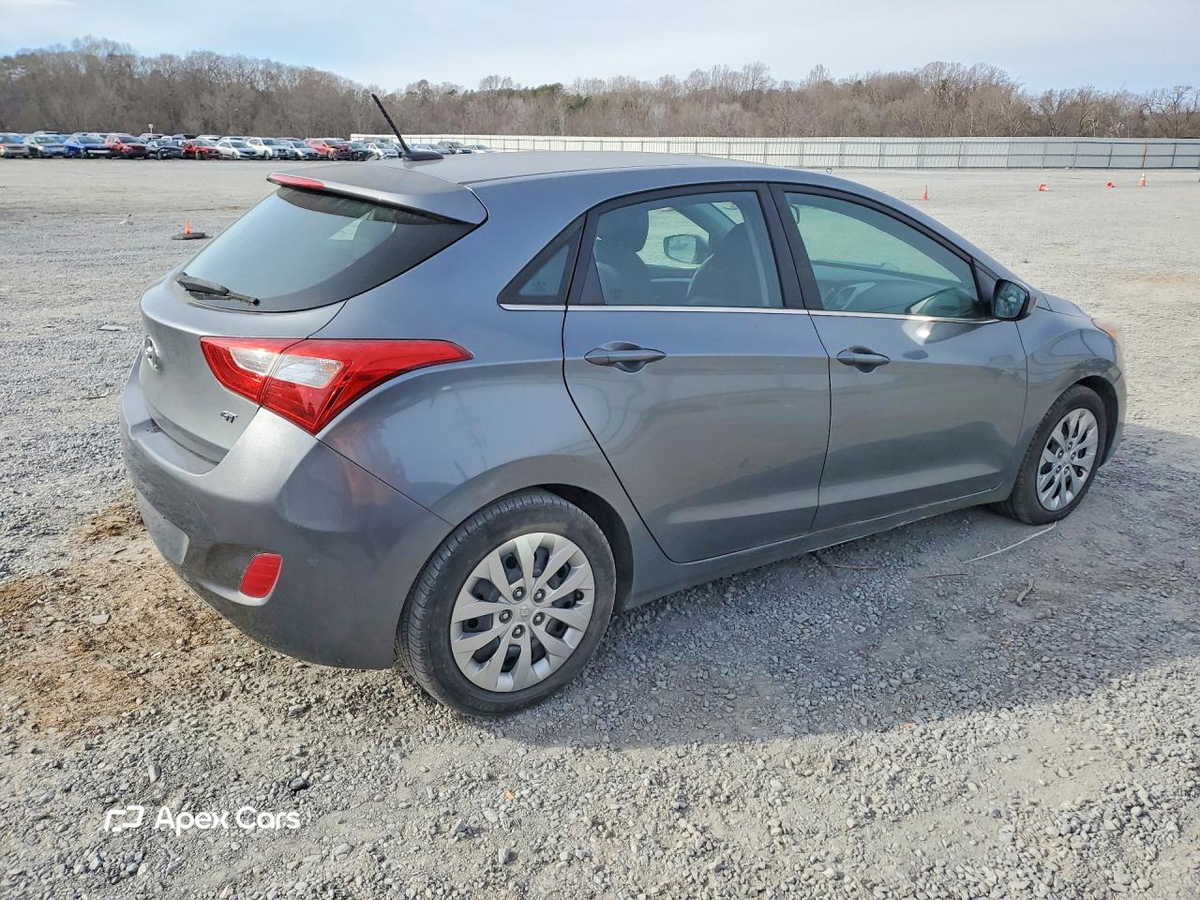 Hyundai Elantra 2016
