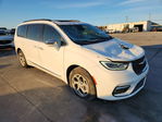 Chrysler Pacifica 2022