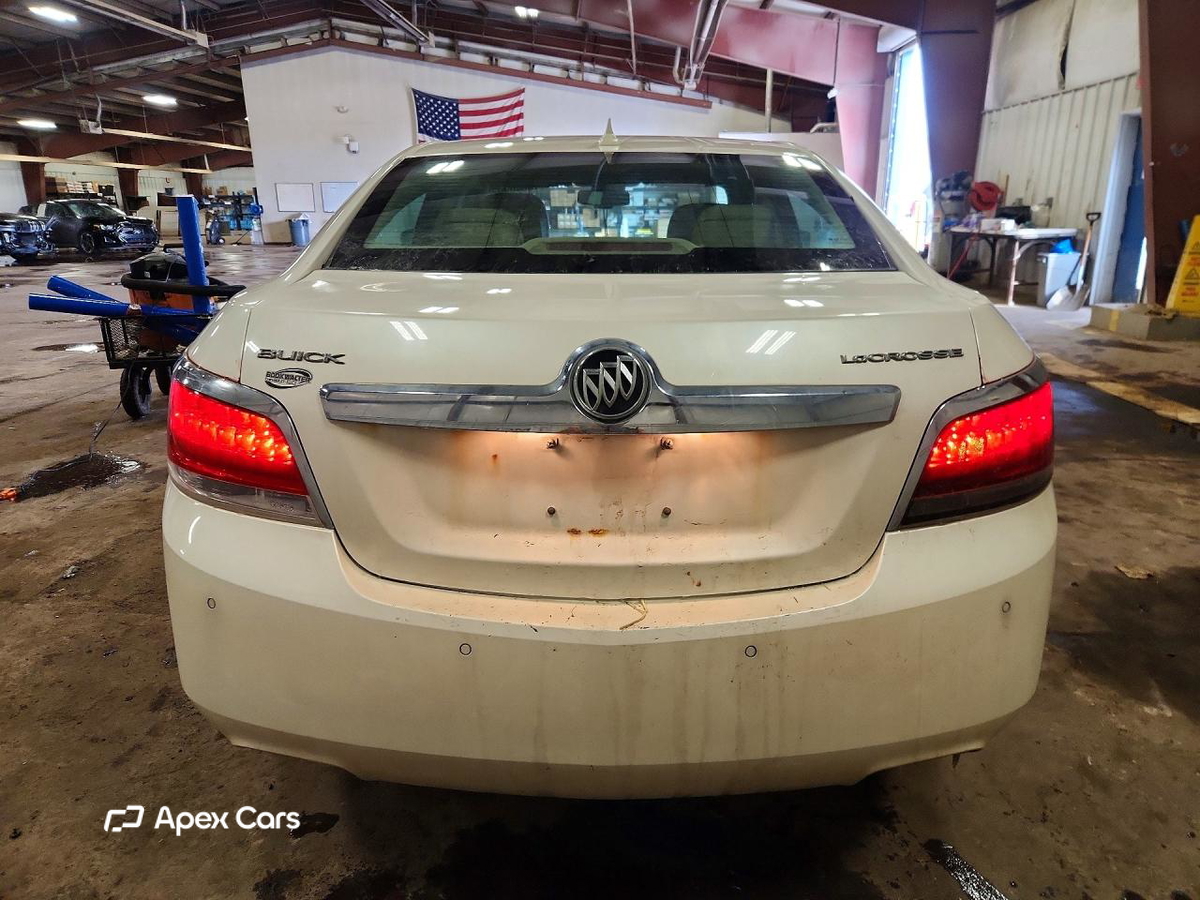 Buick LaCrosse 2012