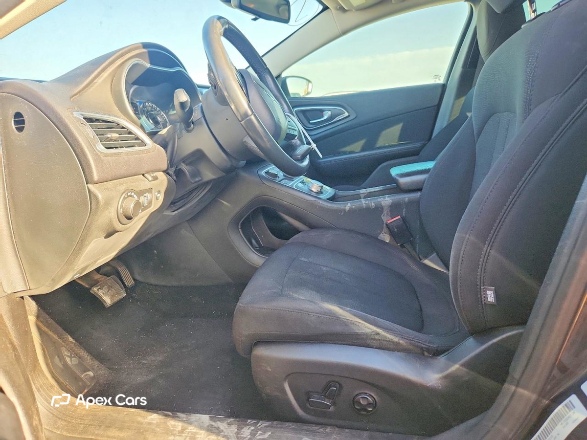 Chrysler 200 2015