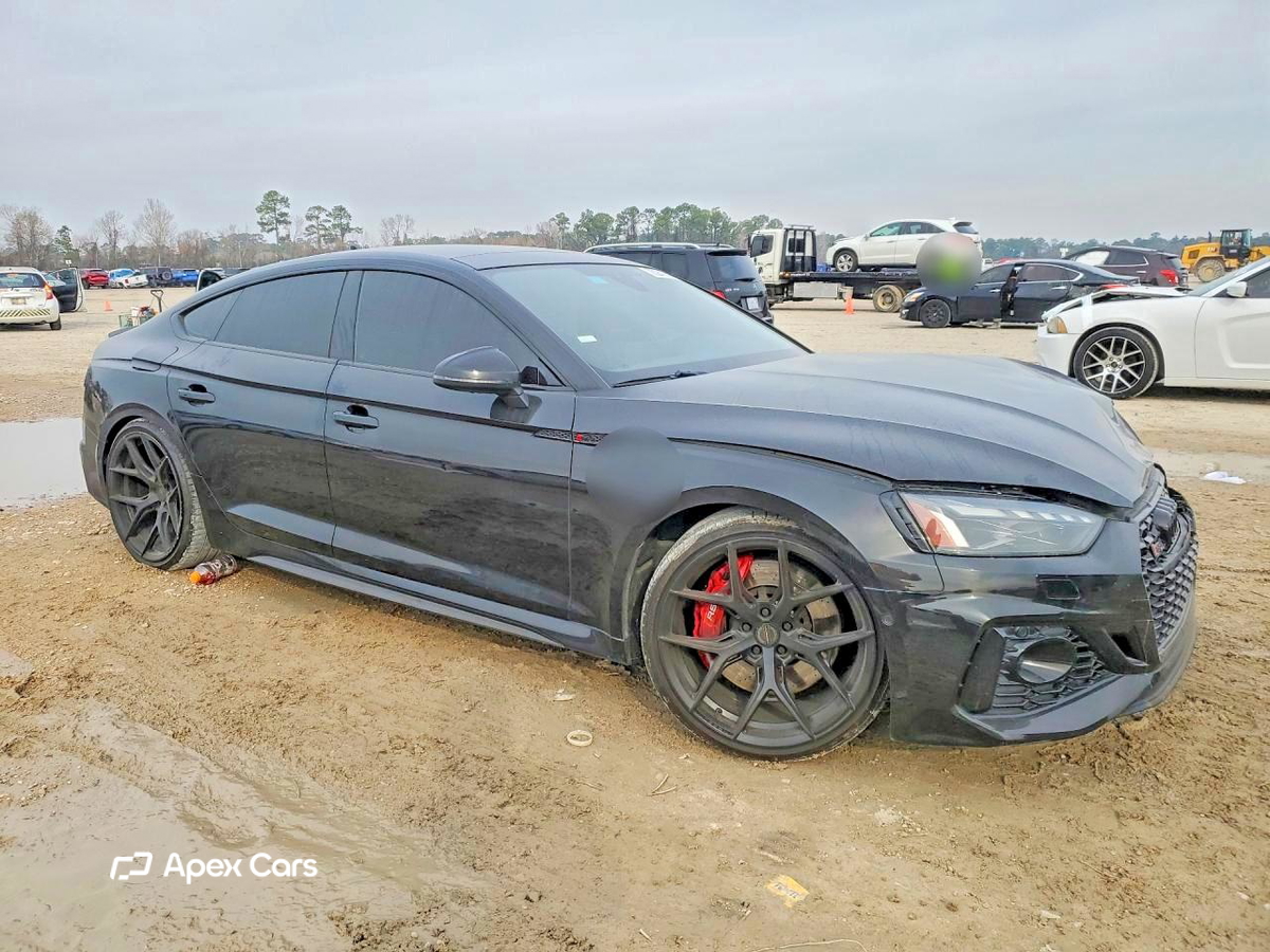 Audi RS5 2021