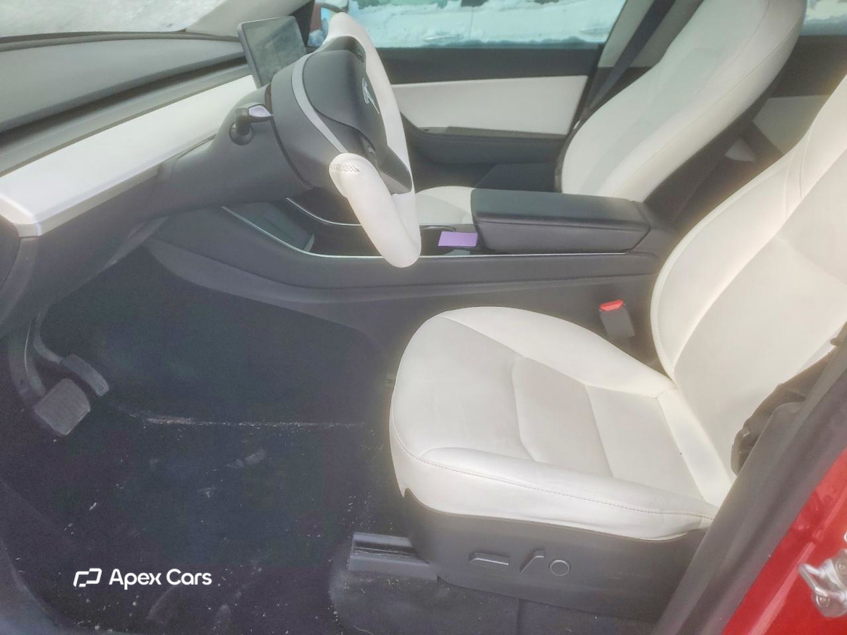 Tesla Model Y 2021