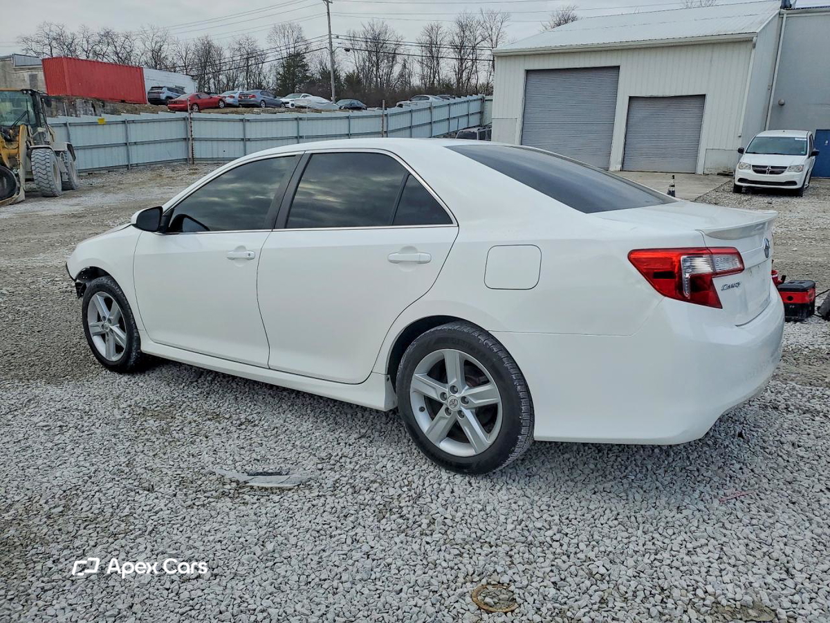 Toyota Camry 2012