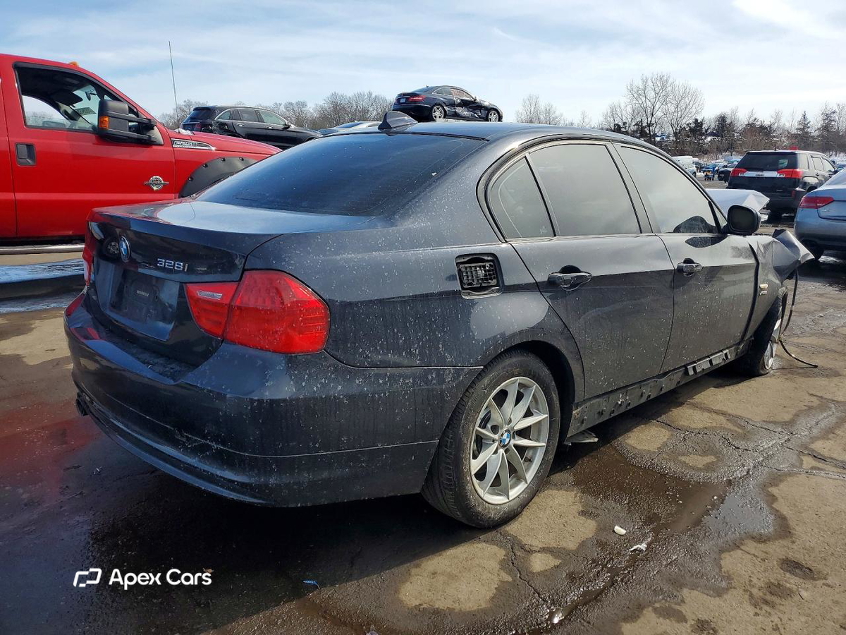 BMW Series 3 2010