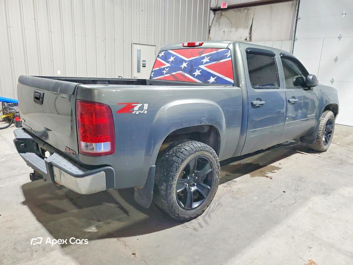 GMC Sierra 2011
