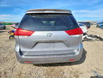Toyota Sienna 2012