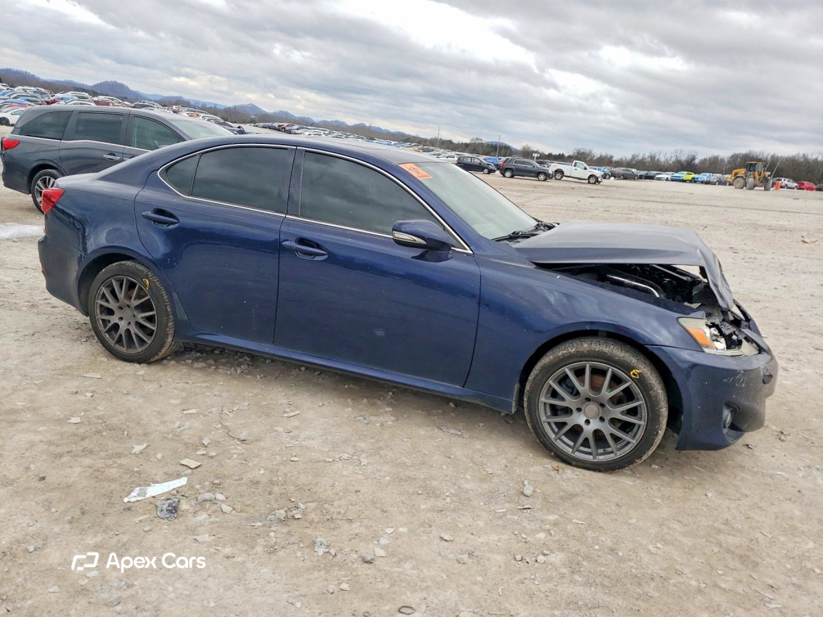 Lexus IS 2011