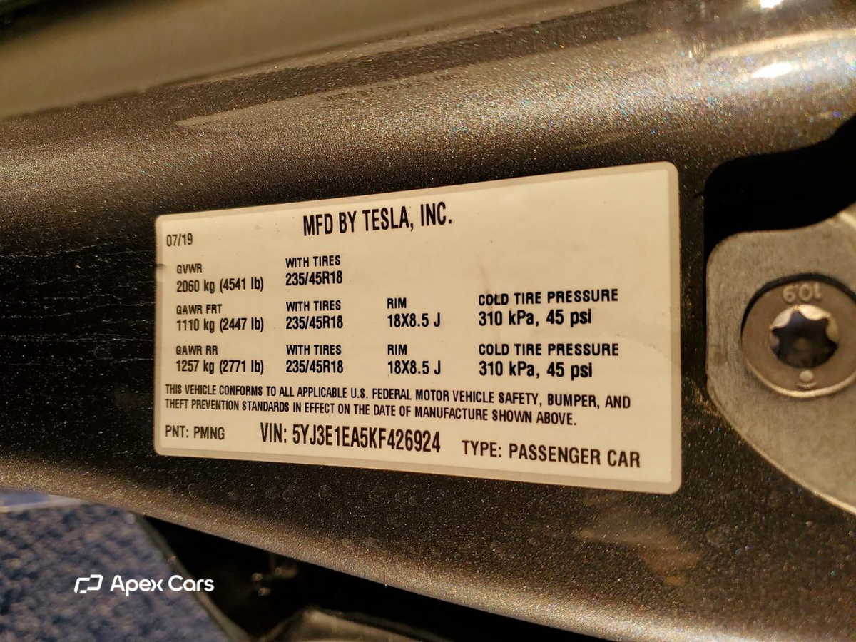 Tesla Model 3 2019