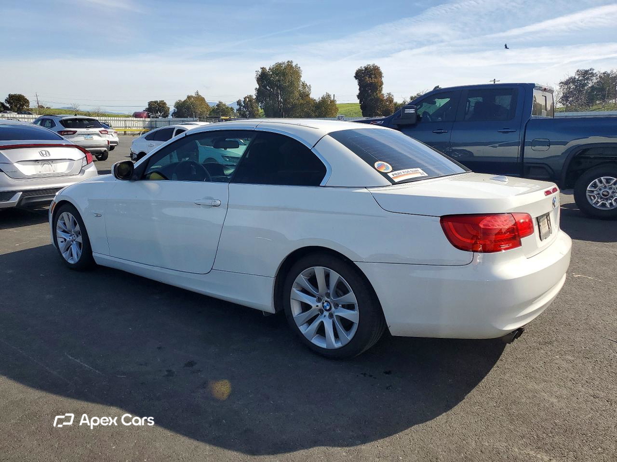 BMW Series 3 2012