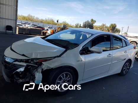 Toyota Prius 2019 - Zdjęcie 1 z 13