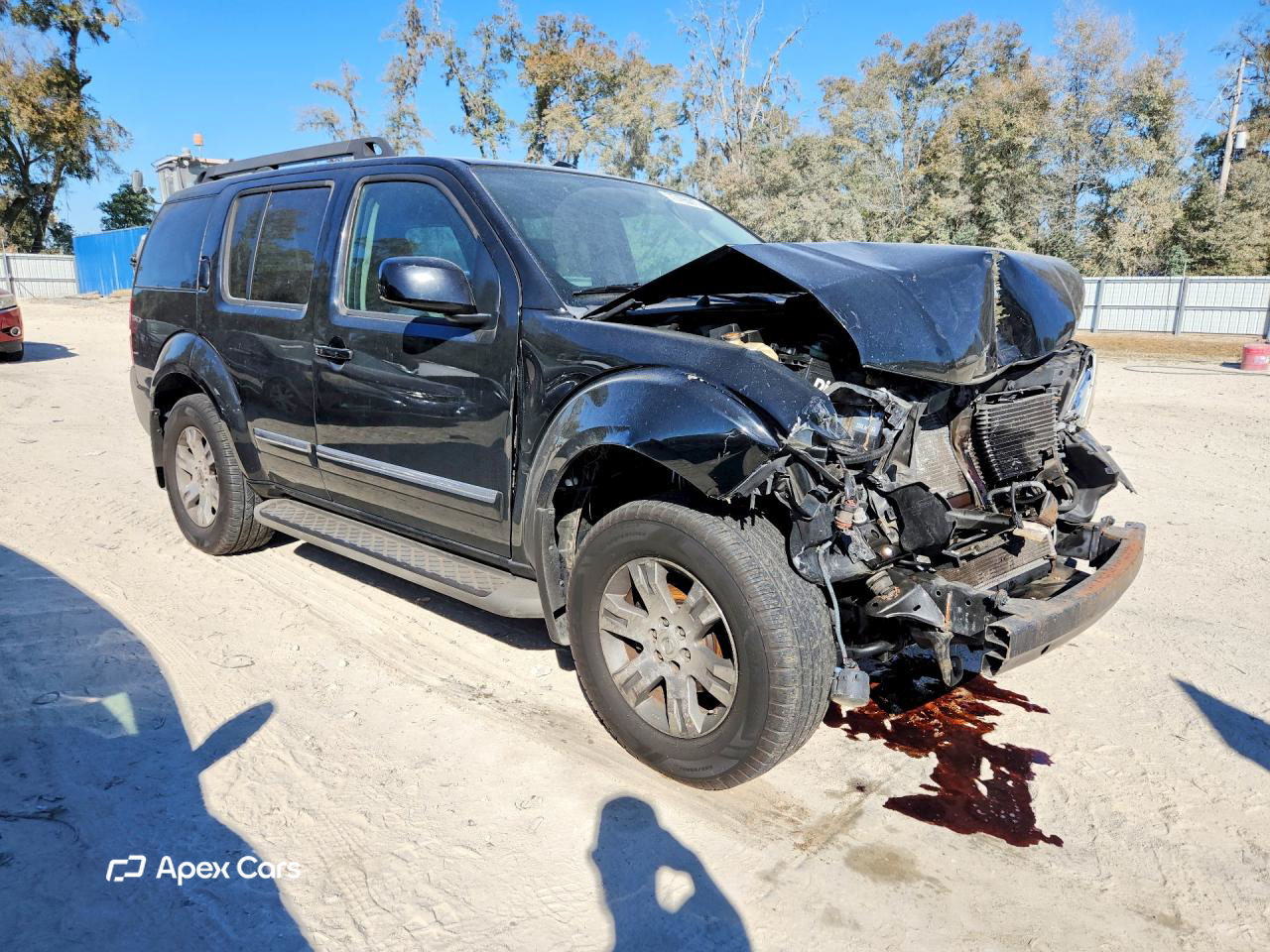 Nissan Pathfinder 2011