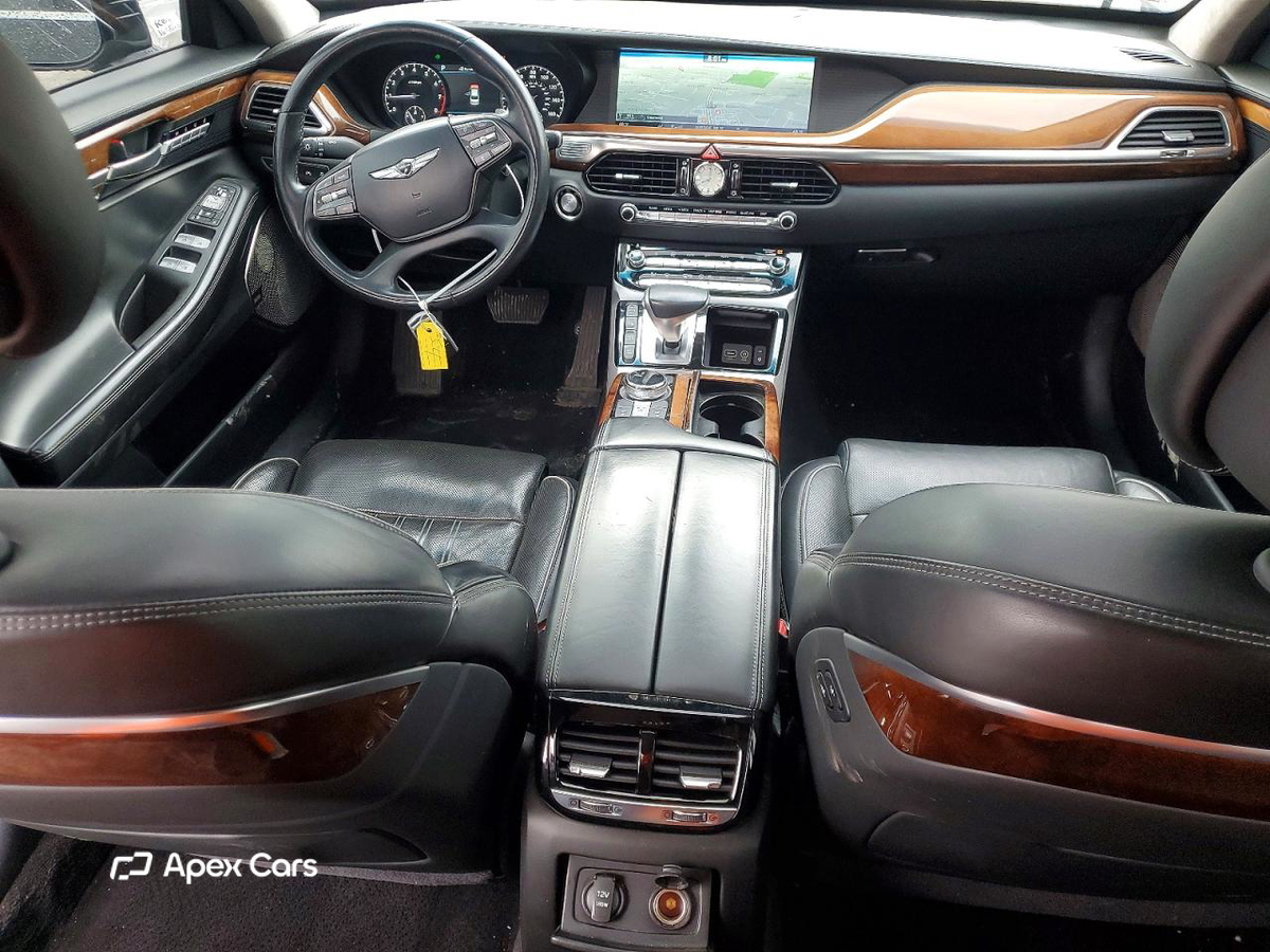 Genesis G90 2017