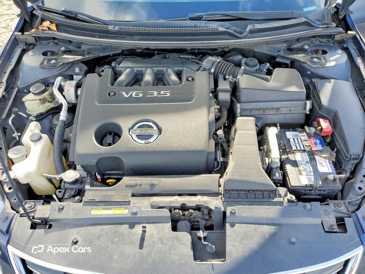 Nissan Altima 2012