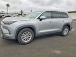 Toyota Highlander 2025