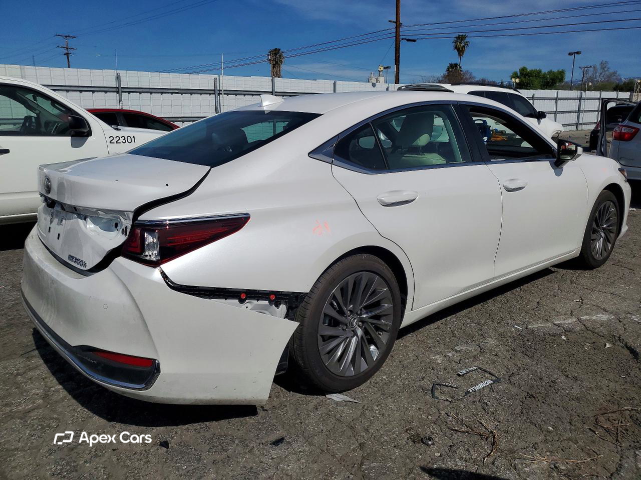 Lexus ES 2025