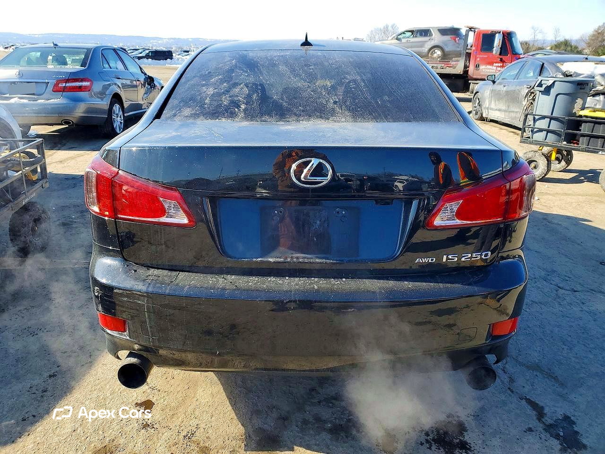 Lexus IS 2012