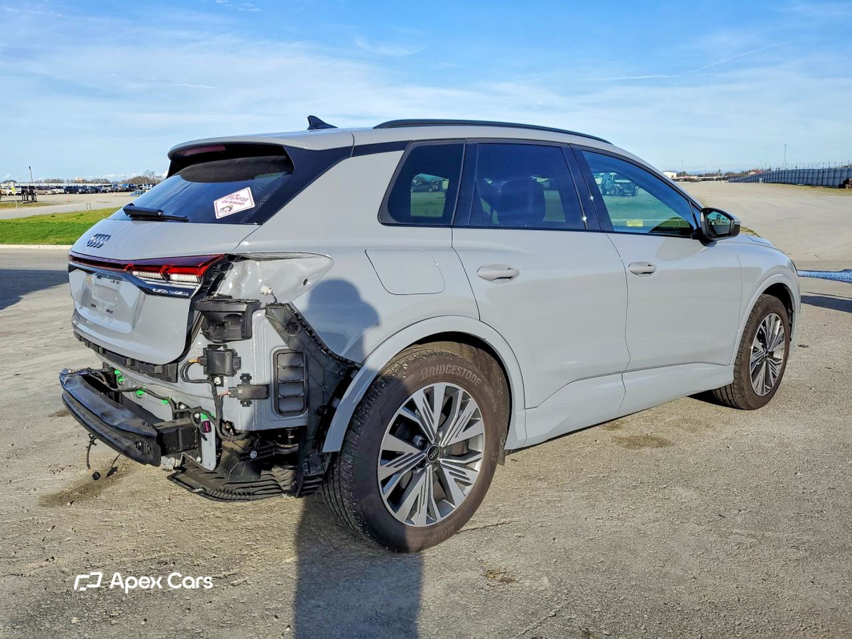 Audi Q4 e-tron 2025