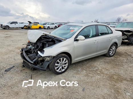 Volkswagen Jetta 2010 - Image 1 of 13