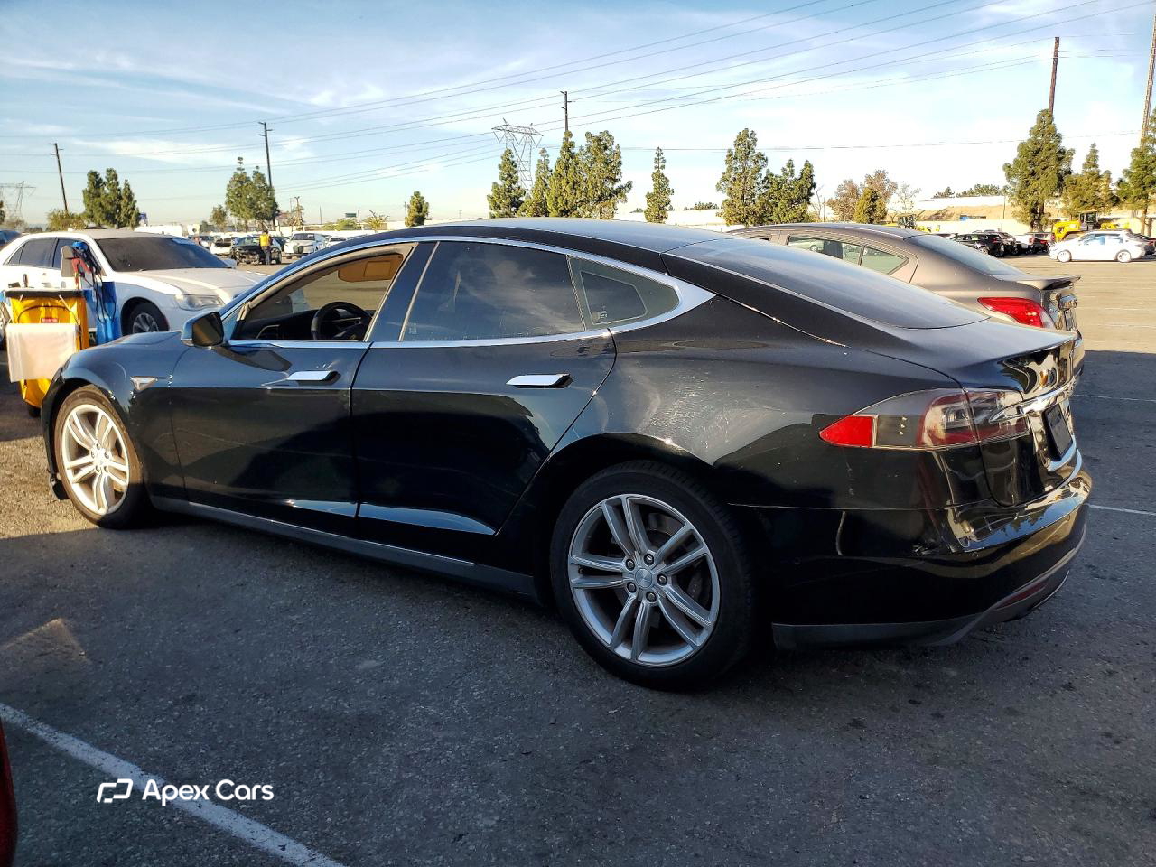 Tesla Model S 2015