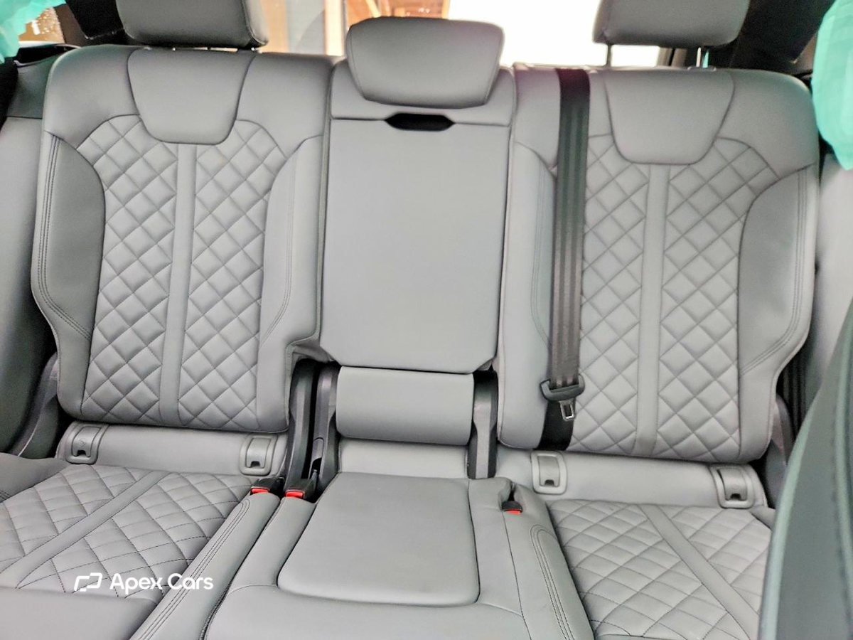 Audi Q5 2025