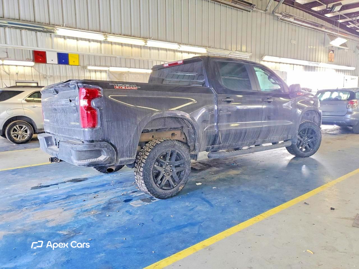 Chevrolet Silverado 2023
