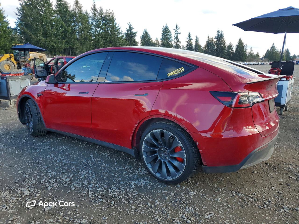 Tesla Model Y 2022