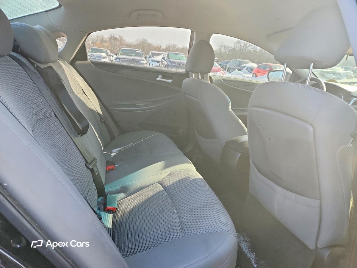Hyundai Sonata 2013