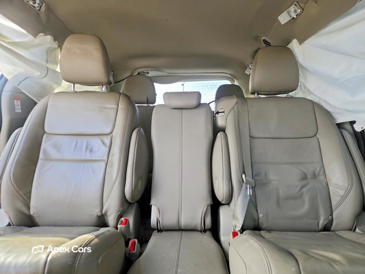 Toyota Sienna 2016