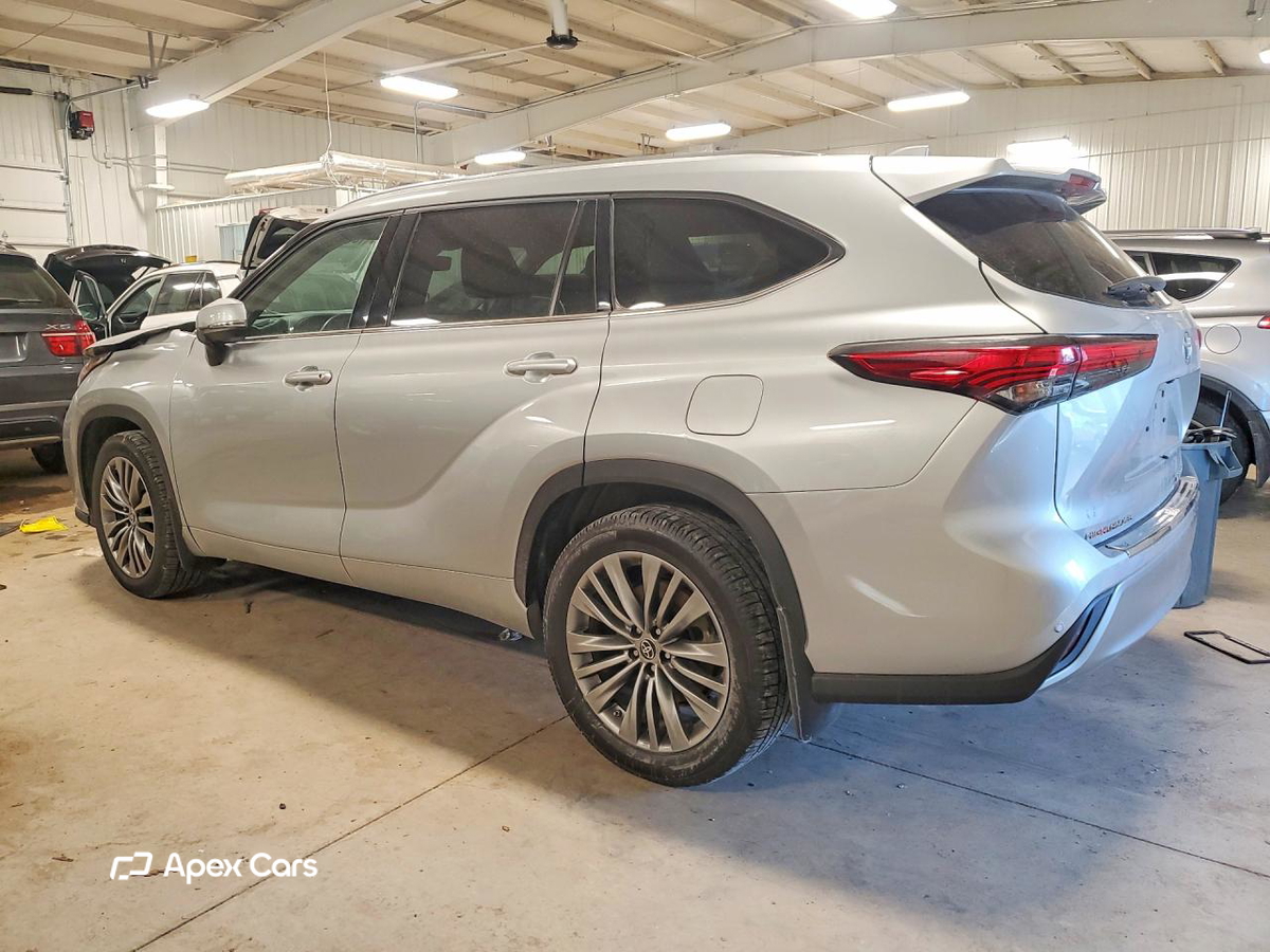 Toyota Highlander 2021